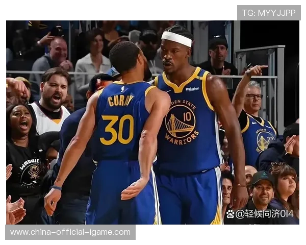 勇士关键时刻体现团队篮球精神